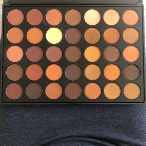Morphe 35R Palette